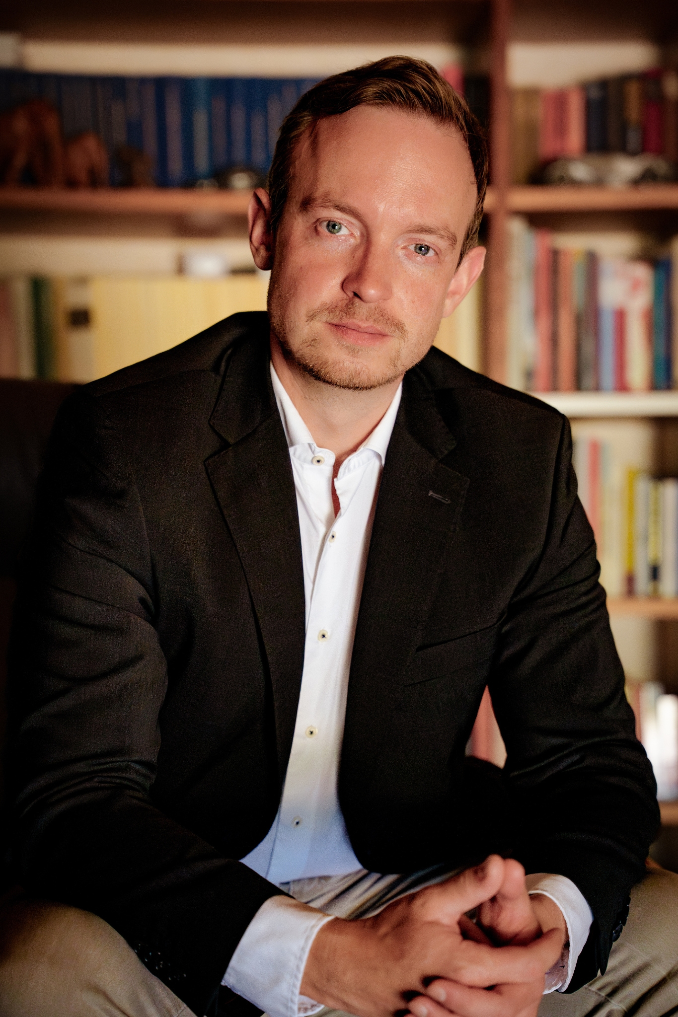 Volljurist & Politischer Berater